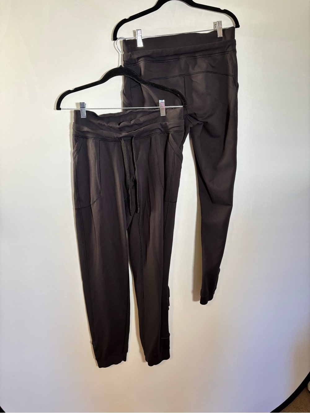 Lululemon Dance Studio Joggers size 8